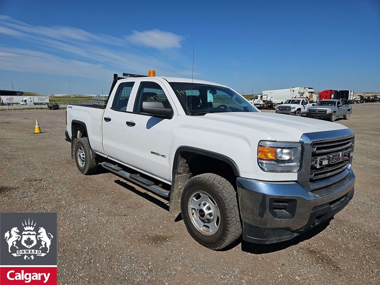 2015-gmc-sierra-2500hd-image-7