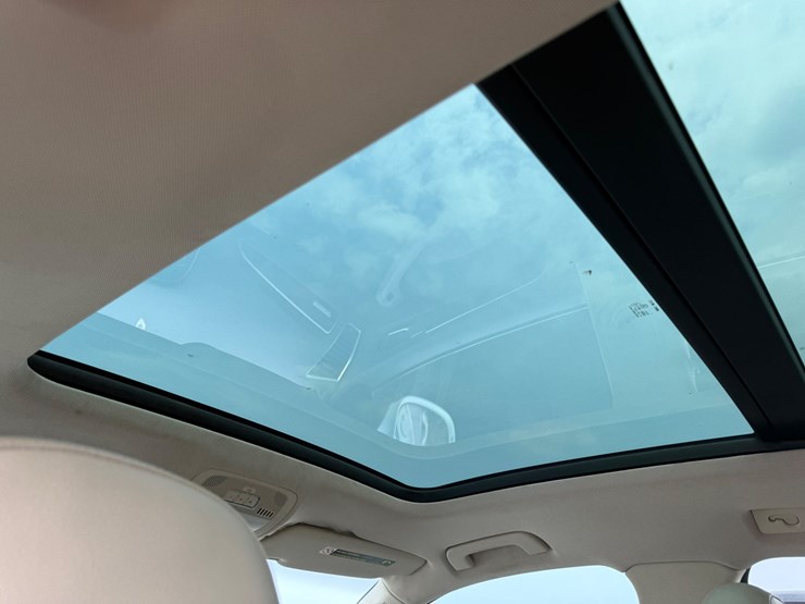2012-audi-q5-image-22