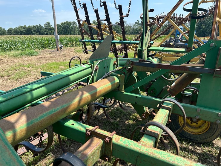 john-deere-34-image-69