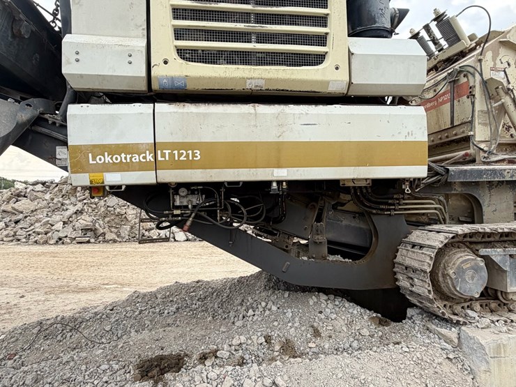 2012-metso-lokotrack-lt1213-tracked-impact-crusher-plant-image-11