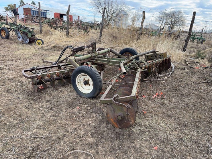 john-deere-11-image-4