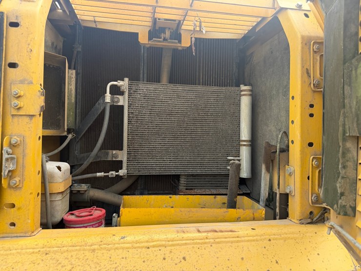 komatsu-pc200-image-59
