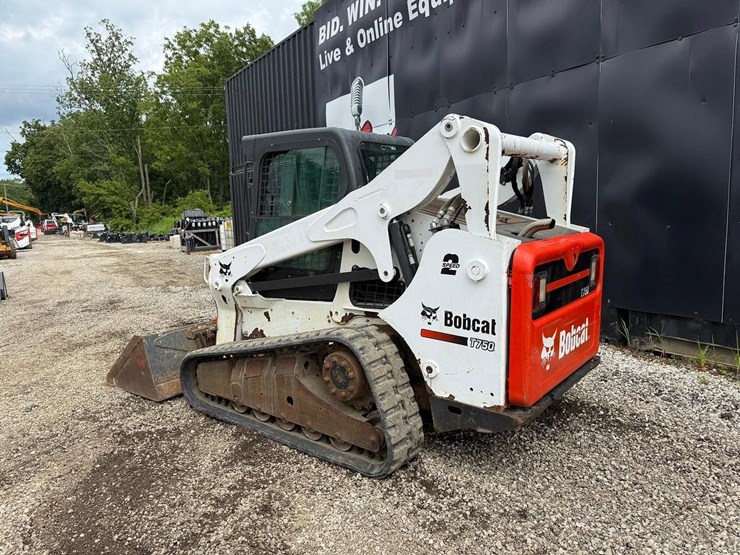 2012-bobcat-t750-image-2