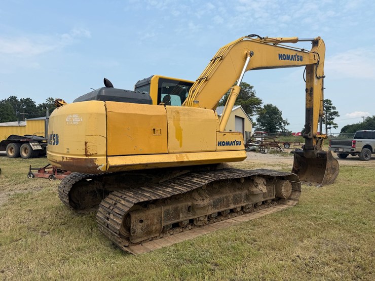 komatsu-pc200-image-3