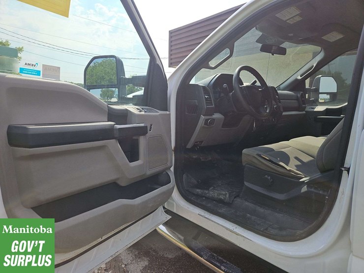 2017-ford-f250-image-17