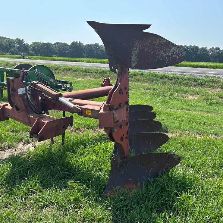 CASE IH 165