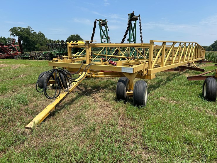 #52657-•-ward-pothole-eliminator-18'x70'-land-plane-271wr13-inv#52657-image-1