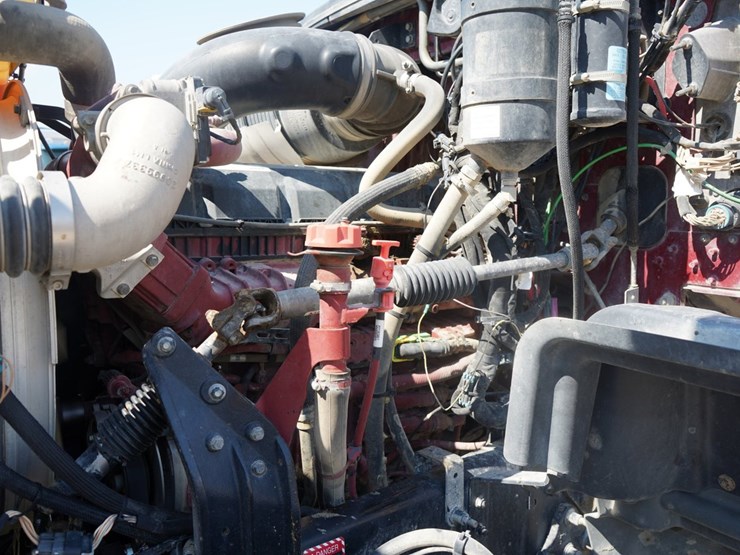 2018-mack-granite-gu713-image-42