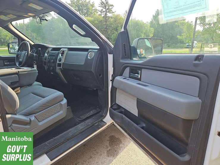 2012-ford-f150-xlt-image-24