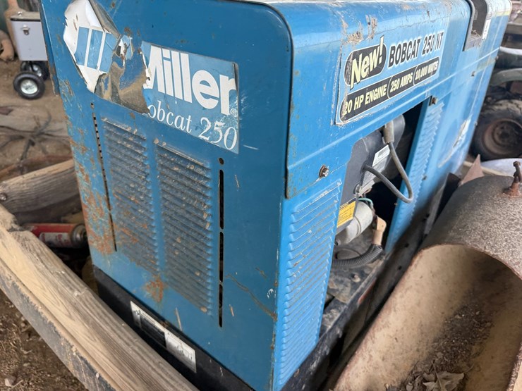 miller-bobcat-250nt-image-43