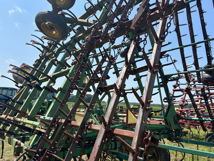 john-deere-34-image-27