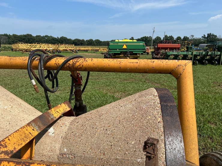 #52690-•-levee-packer-inv#52690-image-12