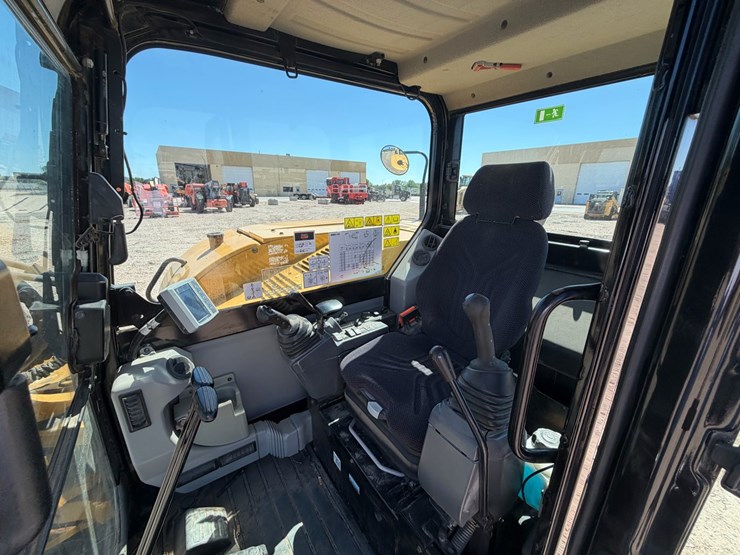 2014-caterpillar-308e2-cr-image-9