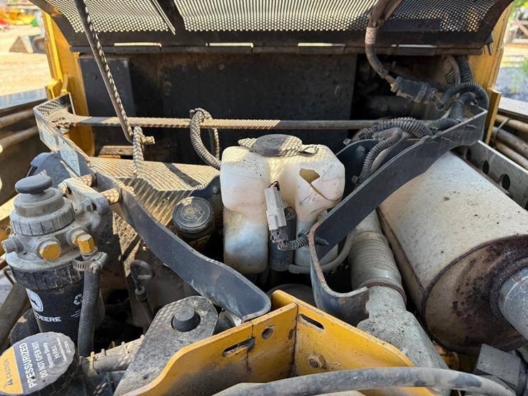 deere-328d-image-14