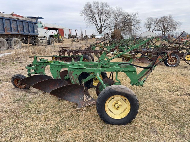 john-deere-555-image-2