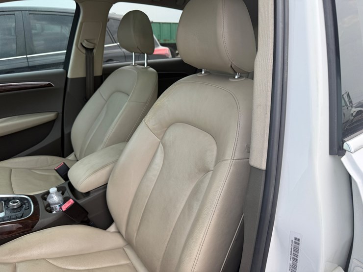 2012-audi-q5-image-34
