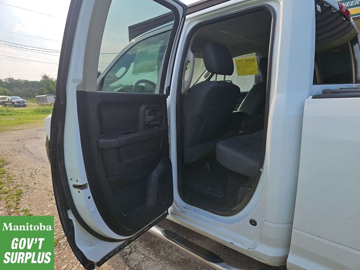 2015-dodge-1500-image-20