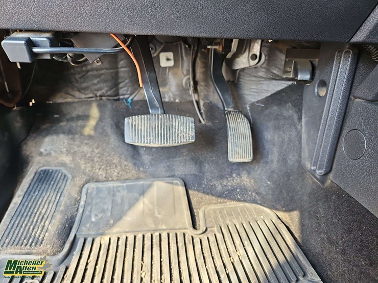 2013-ford-f350-image-26
