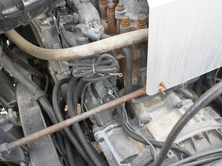 2005-mack-mr688s-image-47