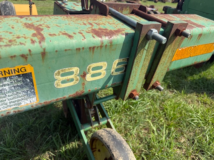 john-deere-886-image-44