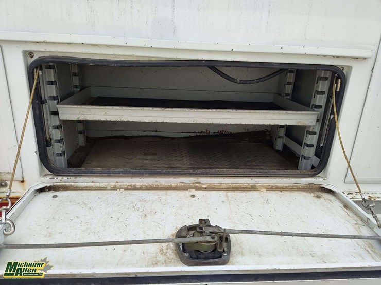 international-durastar-4400-image-33