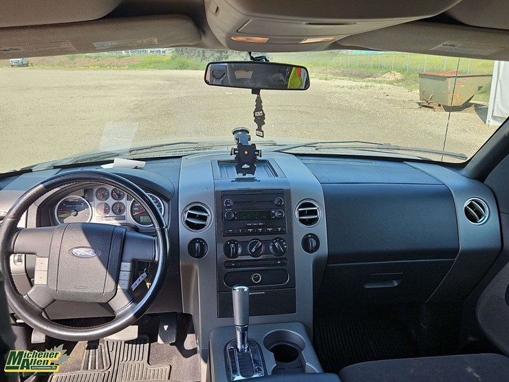2004-ford-f150-image-17