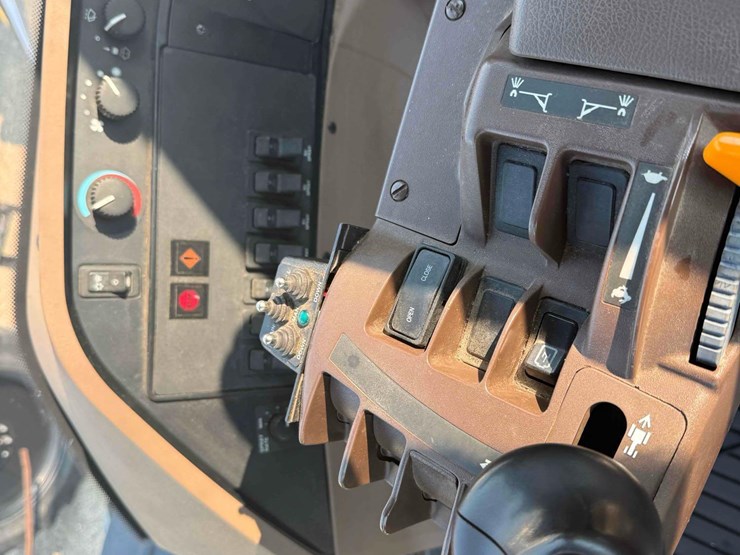 john-deere-4920-image-45