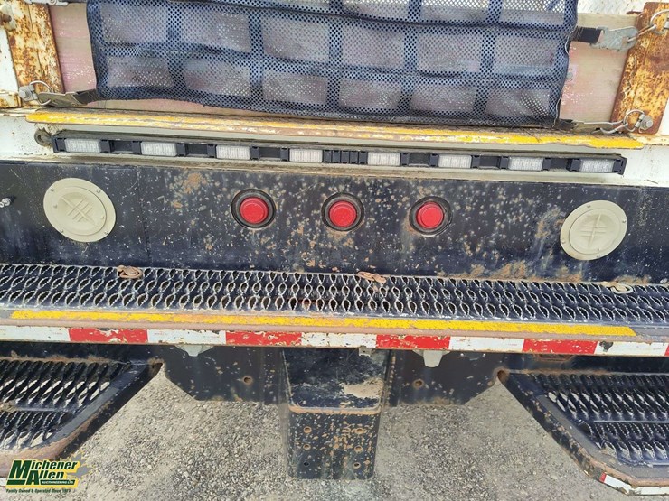international-durastar-4400-image-48