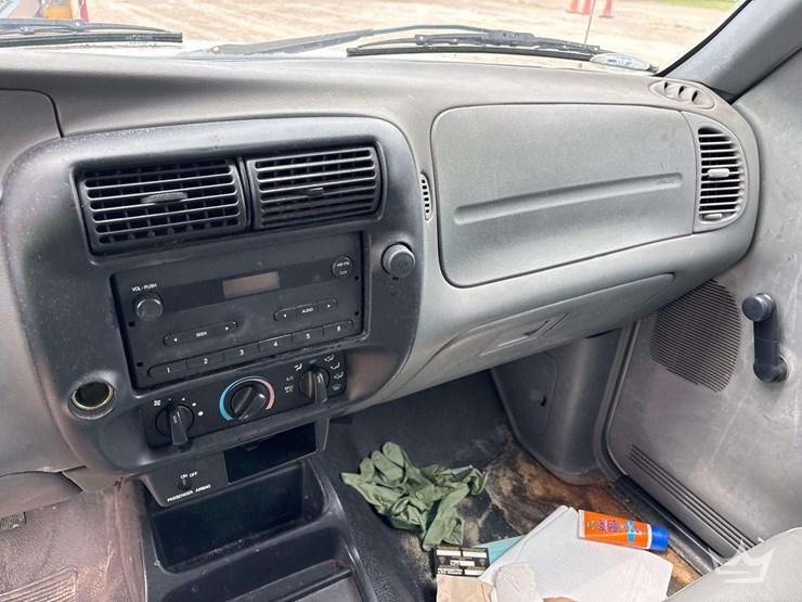 2004-ford-ranger-image-13