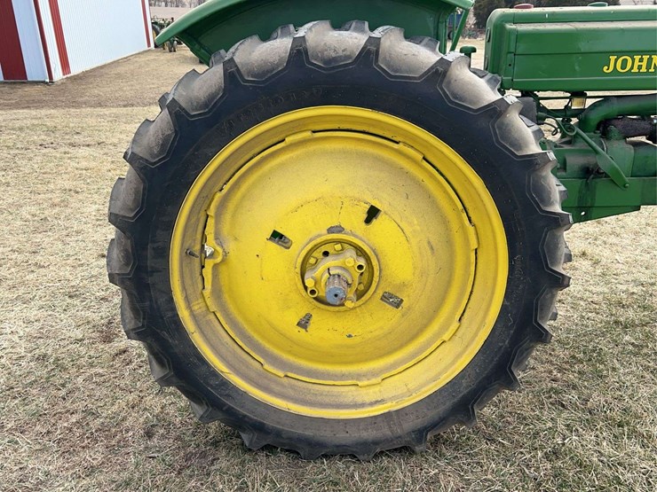 john-deere-model-b-image-33
