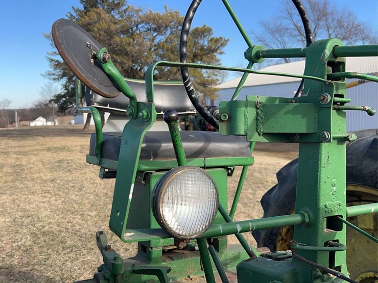 john-deere-model-b-image-25