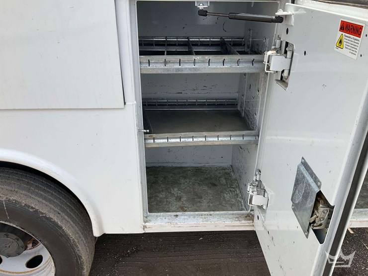 2019-ford-f450-image-29