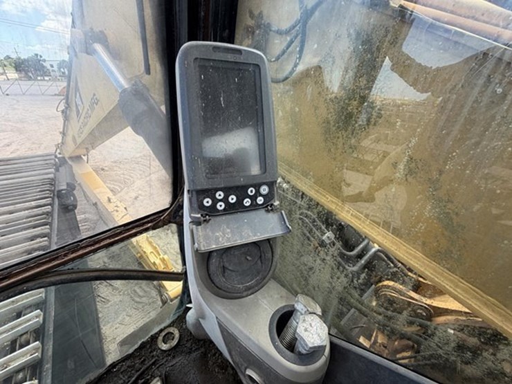 2009-caterpillar-320dl-image-90