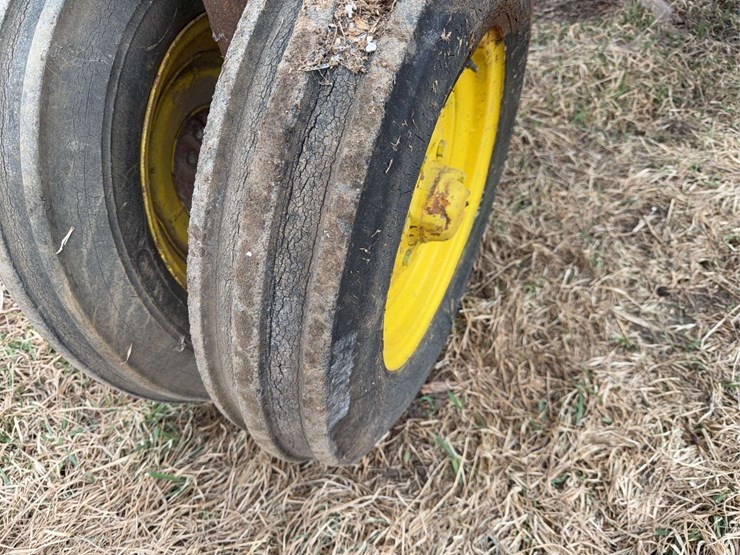 john-deere-a-image-11