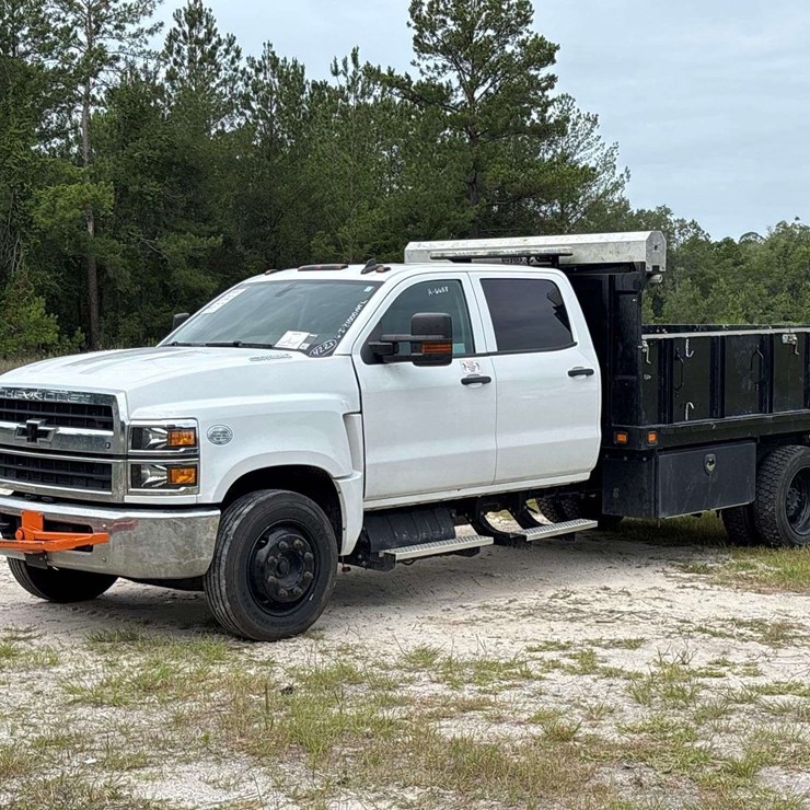 2022 CHEVROLET SILVERADO 6500HD