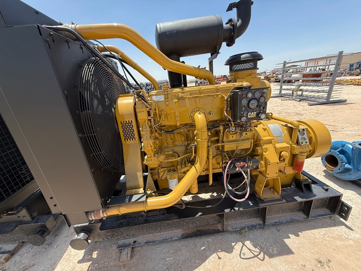caterpillar-c15-image-9