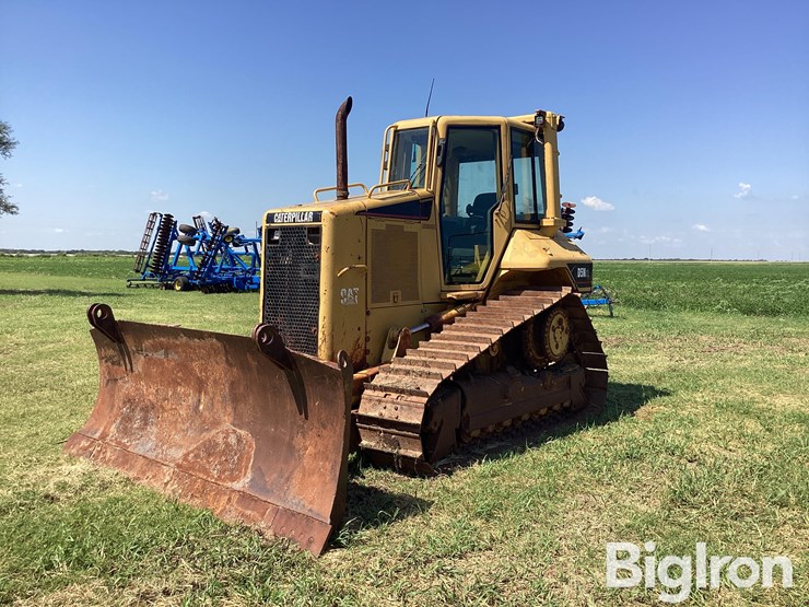 2006-caterpillar-d5n-xl-image-1