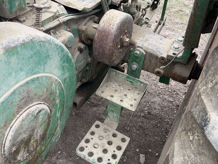 john-deere-70-image-59