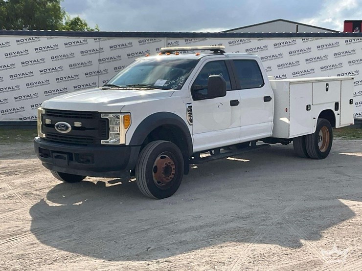 2017-ford-f450-image-1