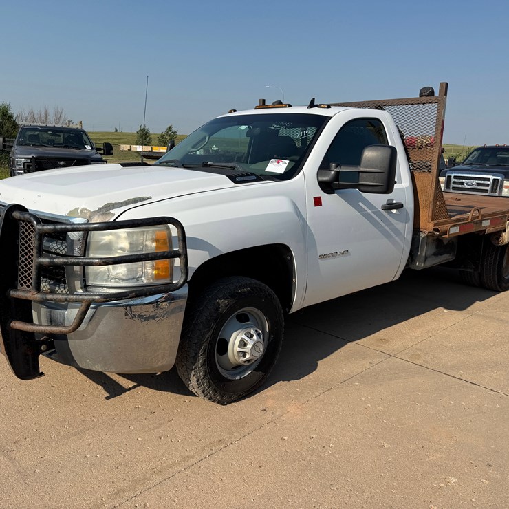 2010 CHEVROLET SILVERADO 3500HD