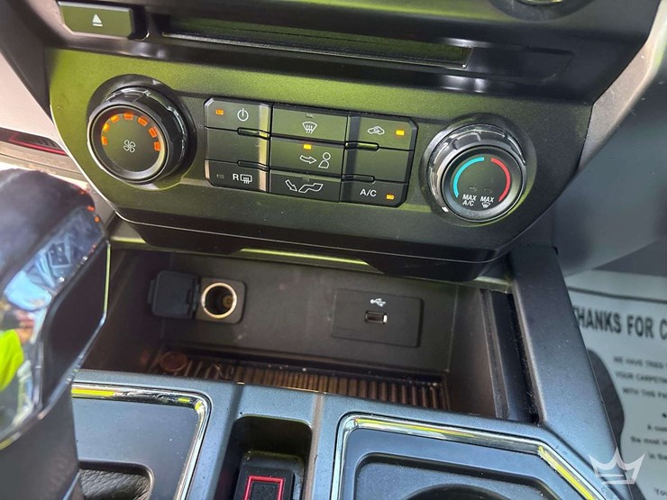 2016-ford-f150-image-19