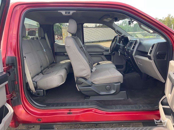 2015-ford-f150-image-22