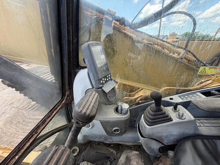 2009-caterpillar-320dl-image-98