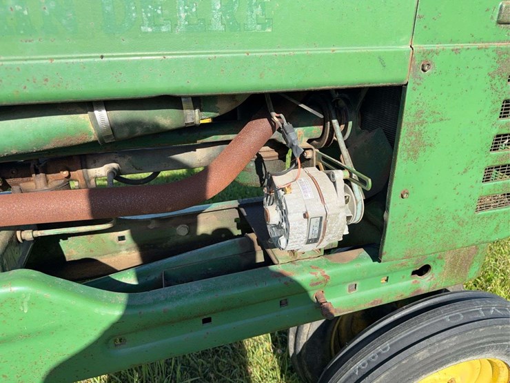 john-deere-model-b-image-15