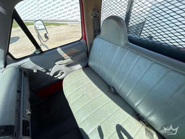 1995-ford-f350-image-19