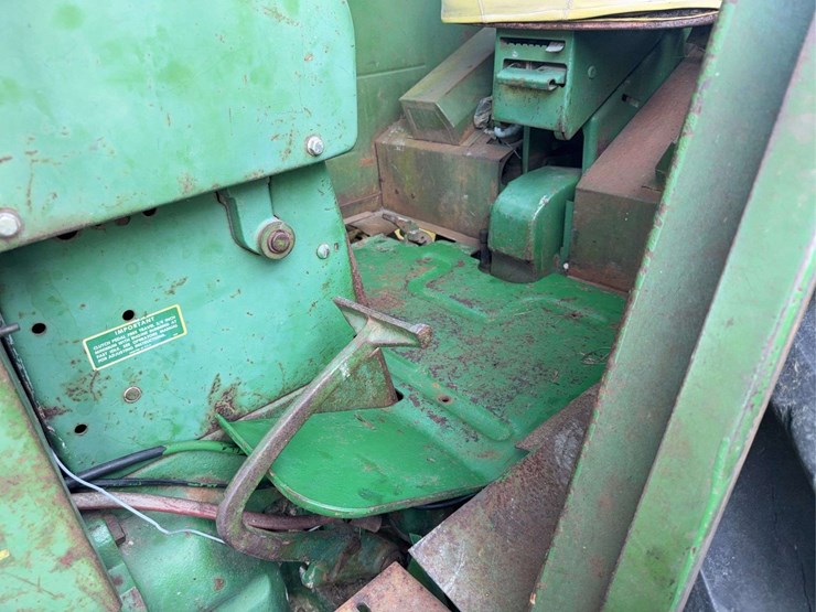 john-deere-4020-image-24