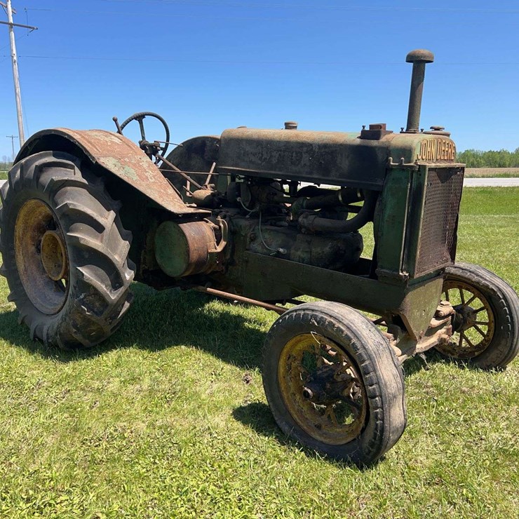 JOHN DEERE AR