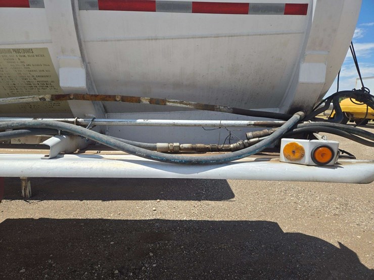 2000-tlmm-tanker-trailer-image-13