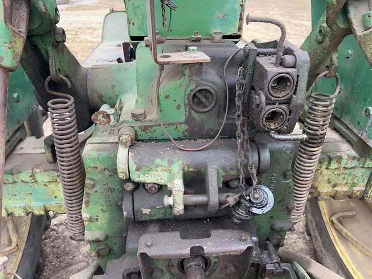 2010-john-deere-2010-image-46