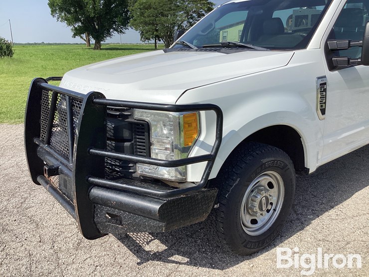 2017-ford-f250-xl-image-9